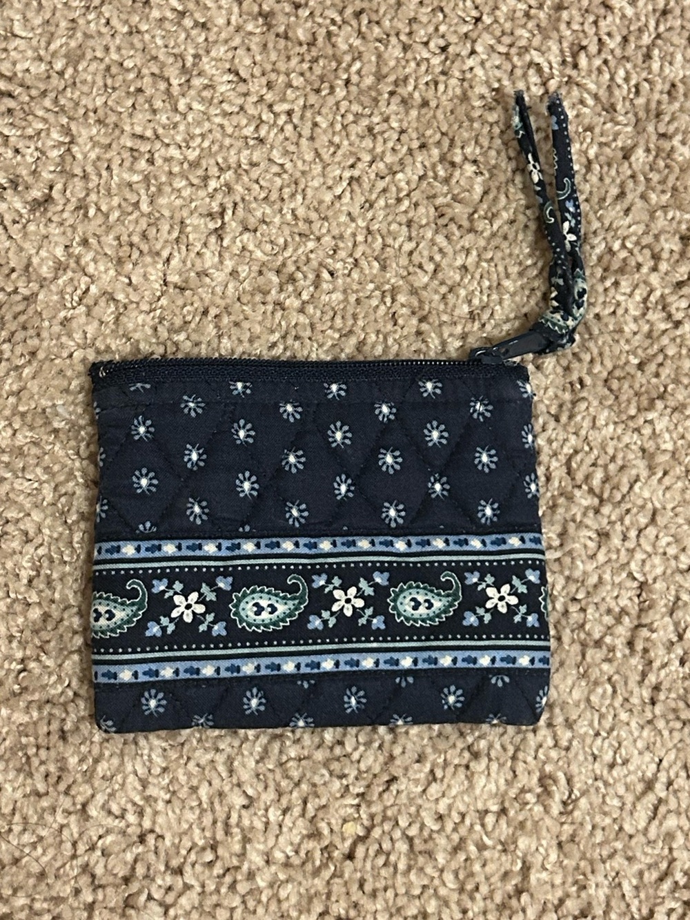 Vera Bradley Seaport Navy Paisley Quilted Cotton Zip Coin purse pouch